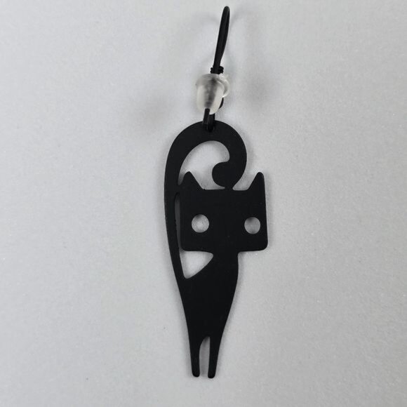🎃 Charming Black Cat Earrings (NWOT) - Picture 3 of 5